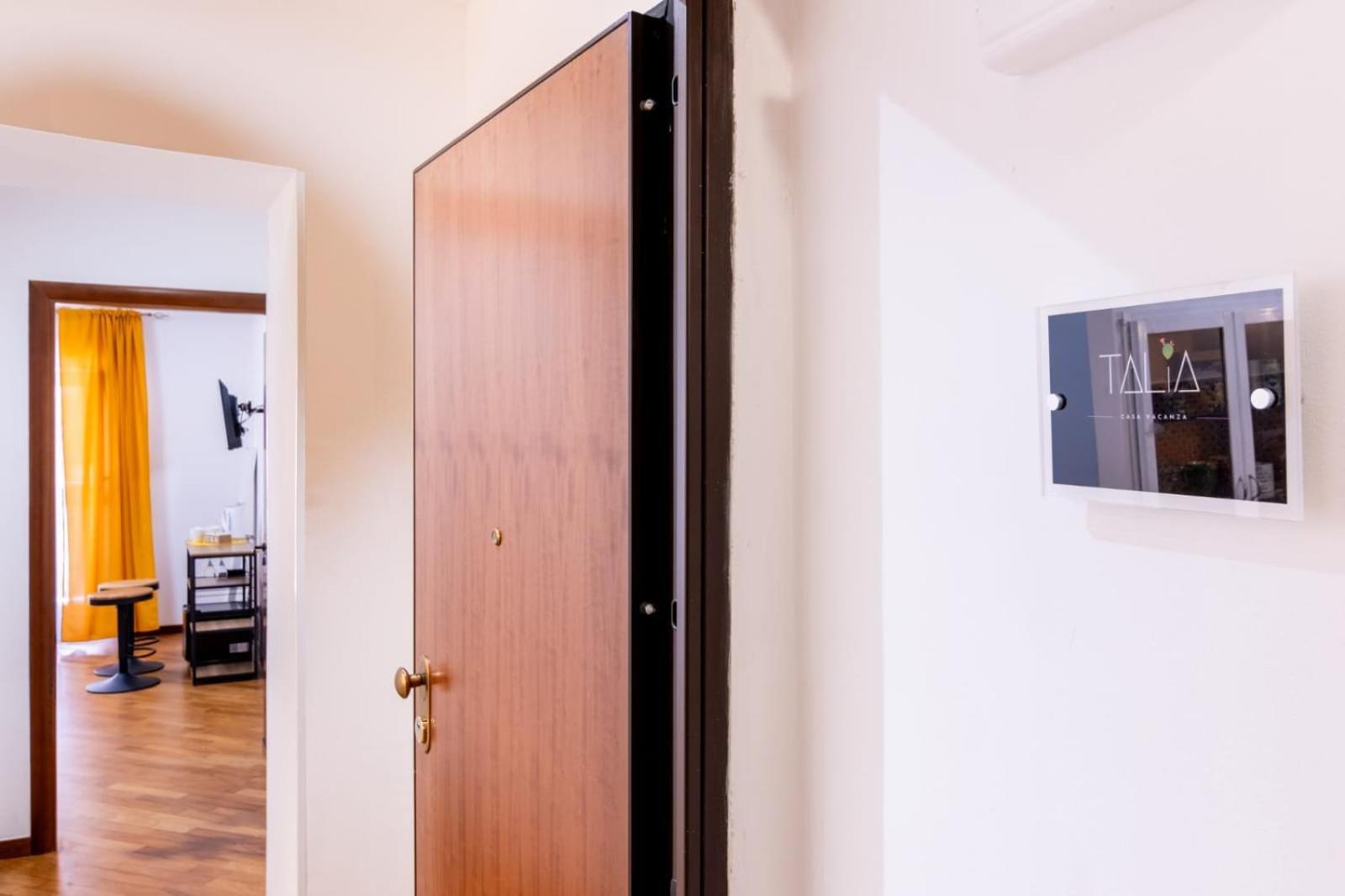 Talia - Central And Elegant Suites In The Heart Of Palermo Exterior photo