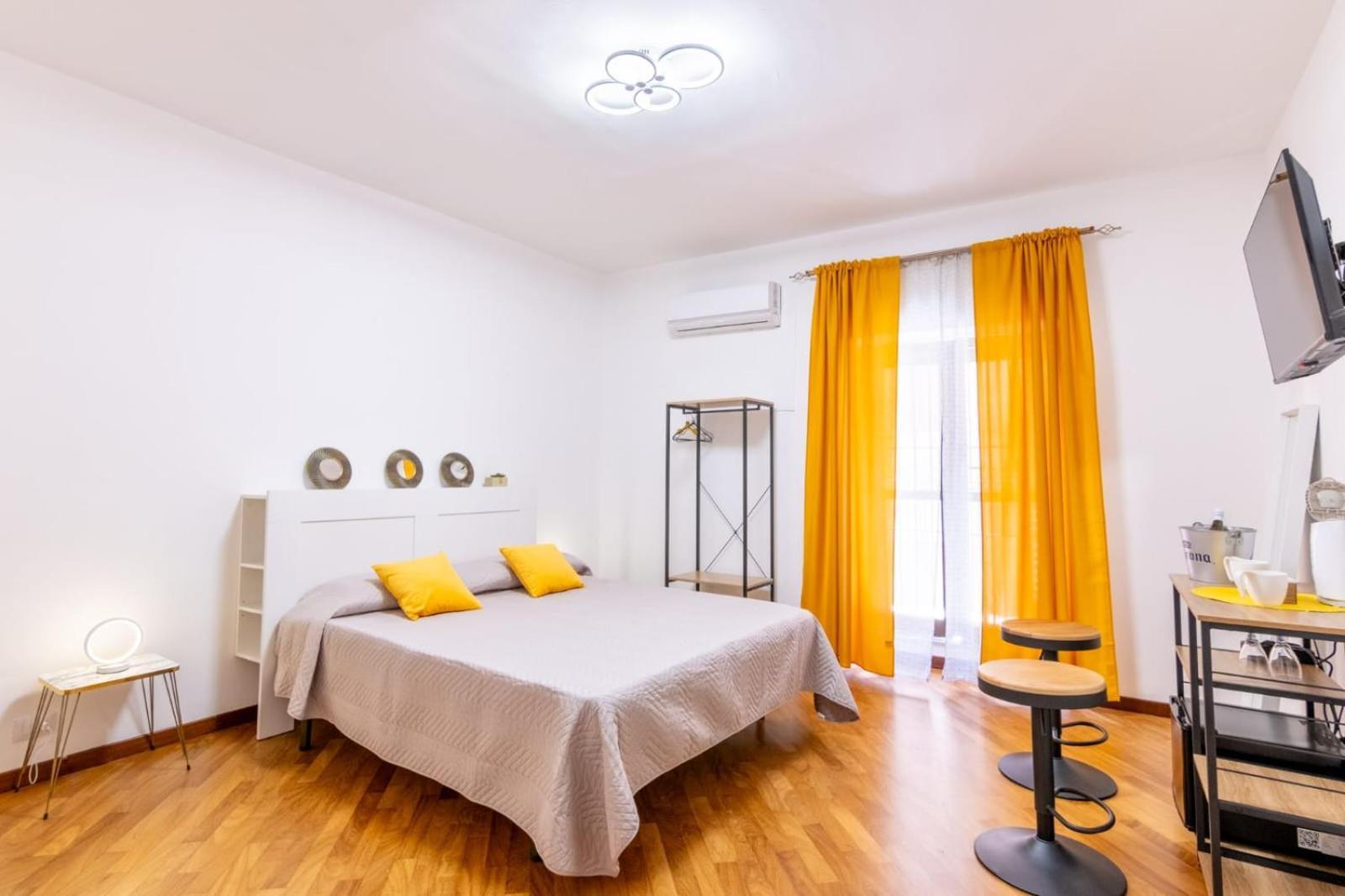 Talia - Central And Elegant Suites In The Heart Of Palermo Exterior photo